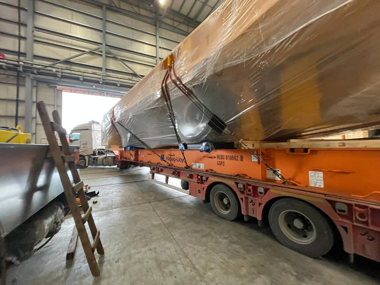 Flat rack konteynerde bağlama hatları